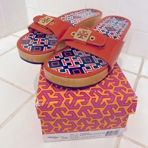 AUTHENTIC TORY BURCH ORANGE SANDALS
